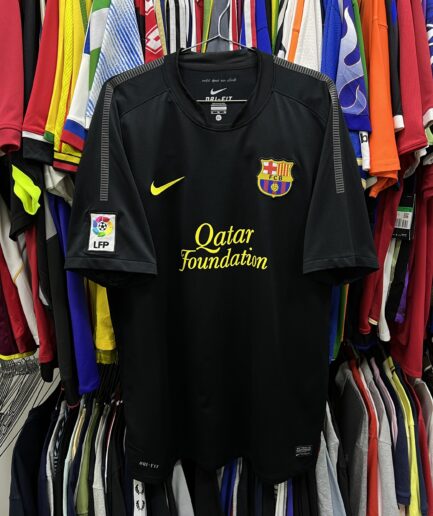 ( XL ) Barcelona 2011-12 Away Kit