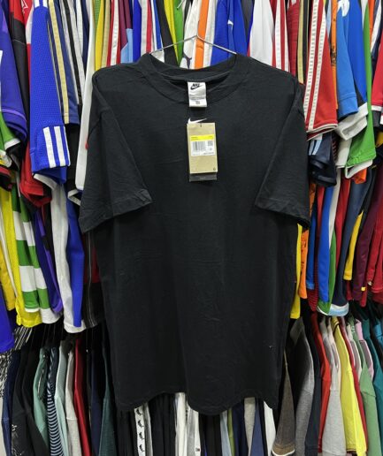 ( S ) Nike Middle Swoosh Tee
