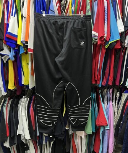 ( L ) Adidas Pants