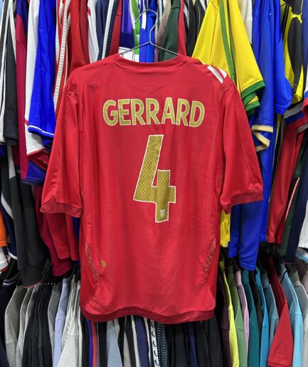 ( L ) ( GERRARD ) England 2006-08 Away Kit